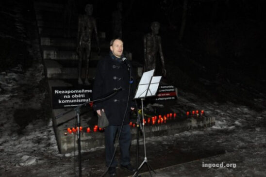 V Praze lidé připomněli oběti totalitního režimu